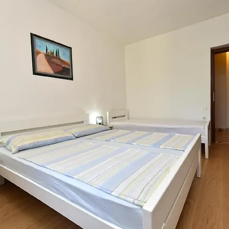 Fuer 4 Personen Ca 57 Qm In Fazana, Istrien Istrische Riviera Appartement
